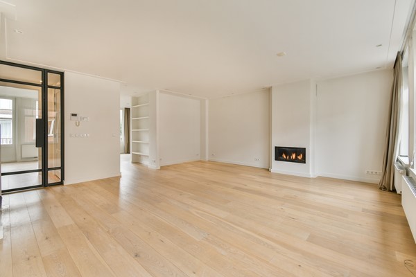 Medium property photo - Volkerakstraat 42-2, 1078 XT Amsterdam